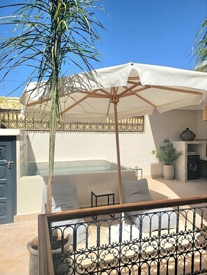 Terrace/patio - Riad Isahiac EN Exclusivit é Avec Bassin (Marrakech)