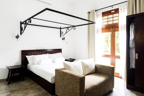 1 habitación, tabla de planchar con plancha, wifi y ropa de cama 