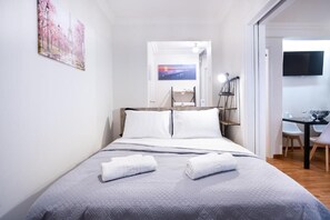 1 chambre, fer et planche à repasser, Wi-Fi