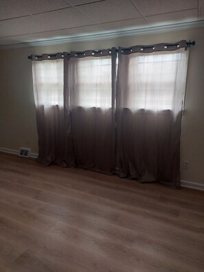 Interior - Quiet Redlion  (Southampton Township)