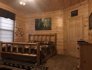 4 bedrooms, bed sheets