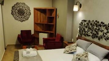 Premium Room (SP Premium) | Premium bedding, minibar, individually decorated, individually furnished