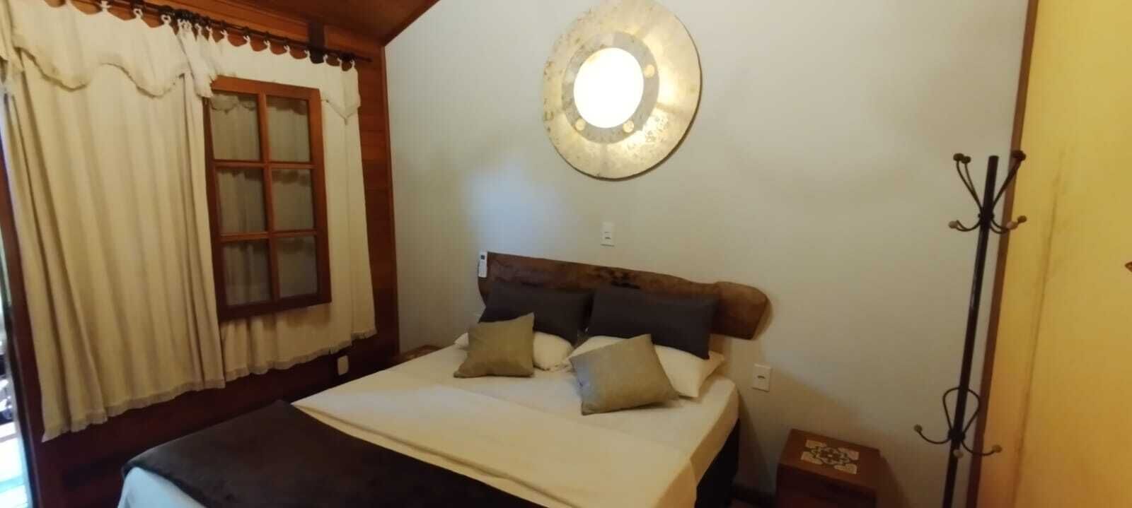 Deluxe Room, Ensuite, Garden View | Premium bedding, minibar, individually decorated, individually furnished