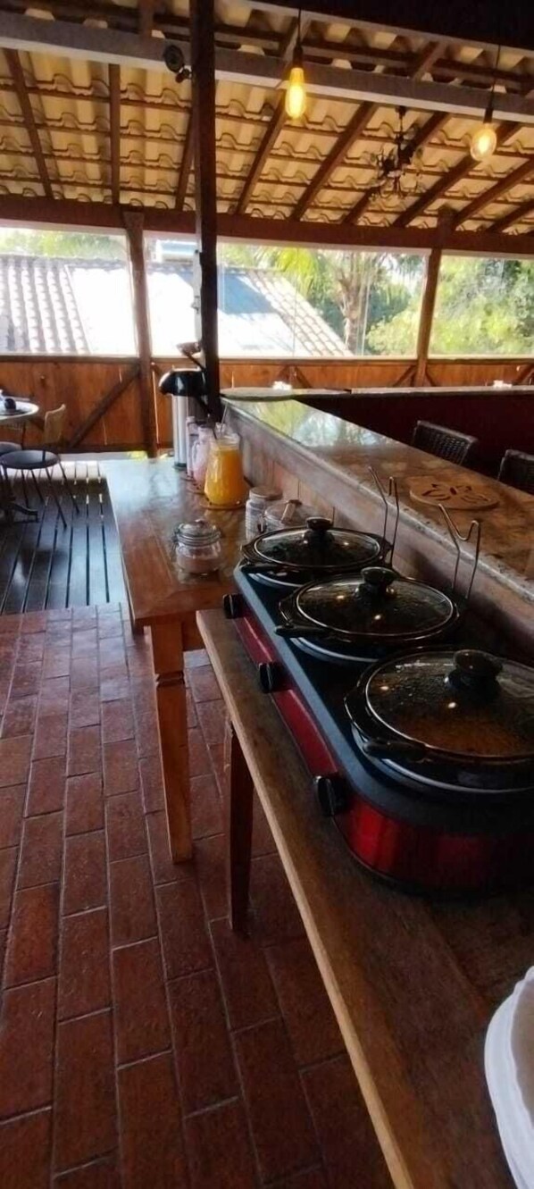 Restaurant - POUSADA SITIO DAS FLORES (Nova Lima)