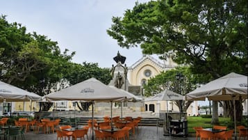 Restauration extérieure