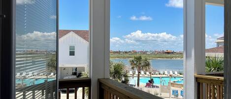 House, Multiple Beds, Balcony | Property grounds