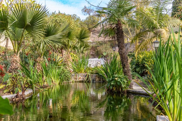 Property grounds - Rabat 2 - El Oasis de Capistrano! (Nerja)