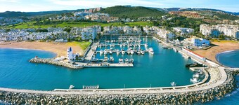 3003 Beachfront Duplex Penthouse with Stunning Sea Views