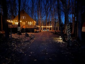 Exterior - Cozy Pocono retreat w/ comfort & style ~ Fire Pit (East Stroudsburg)