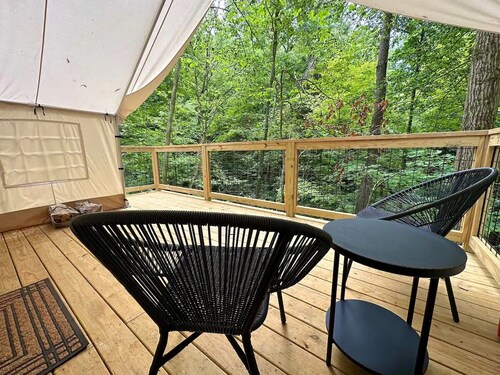 Valley Overlook, heart of Cuyahoga Valley National Park - Glamping Tent P11
