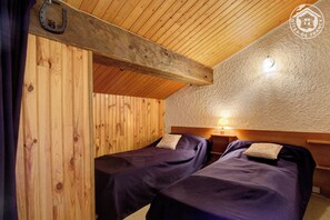 2 Schlafzimmer, Bügeleisen/Bügelbrett, Reisekinderbett, kostenloses WLAN
