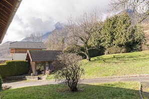 Property grounds - LA PLANTAZ - CLERY - Gîte (CLERY)