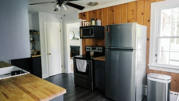 Kühlschrank, Ofen, Herdplatte, Toaster