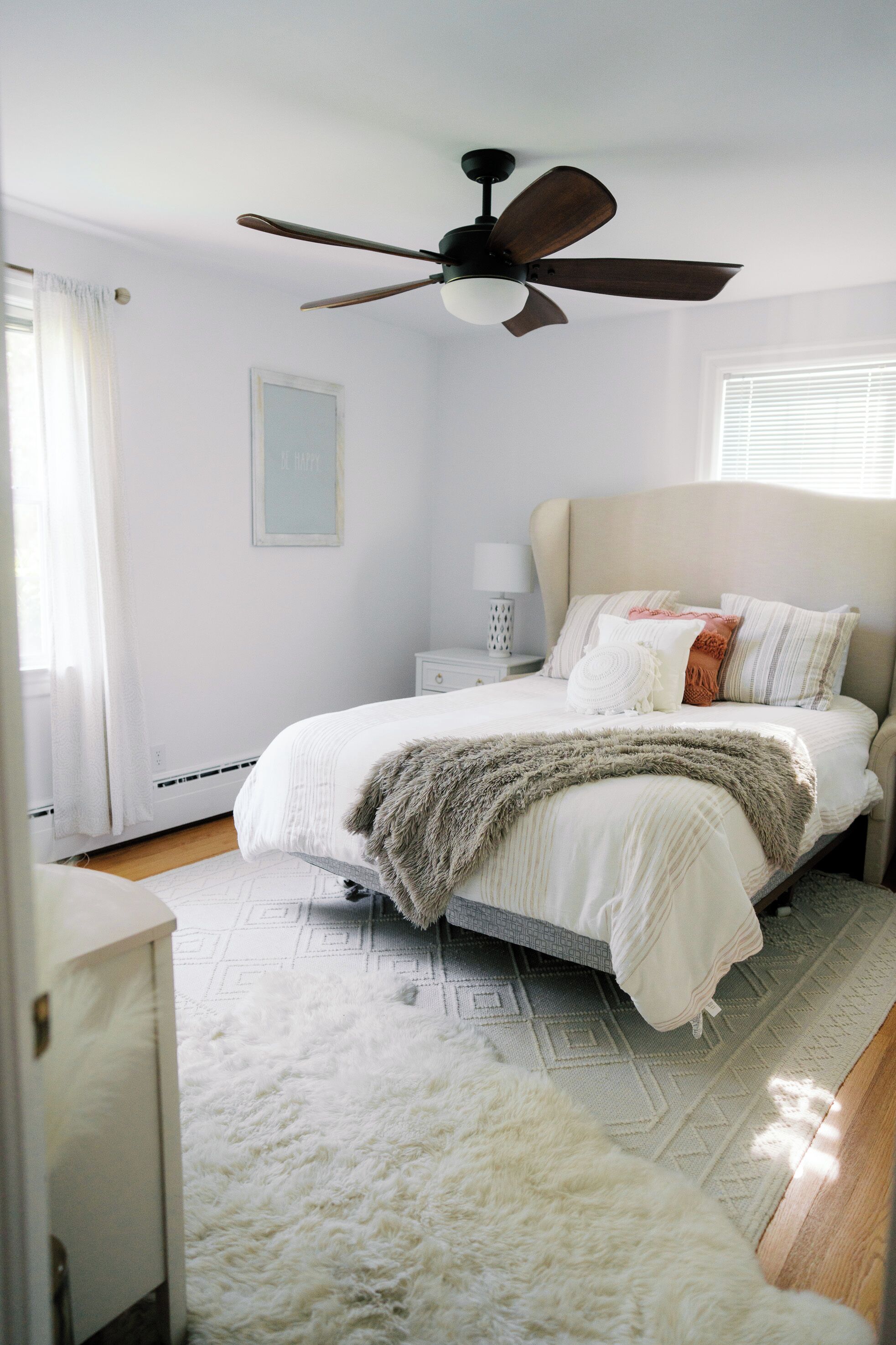 6 bedrooms, travel crib, WiFi