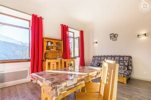 Dining - LE NIZERAN N°5 - SAINT FRANCOIS LONGCHAMP (SAINT FRANCOIS LONGCHAMP)