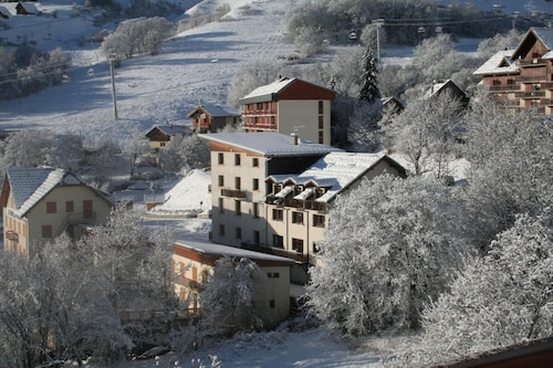 LES BALCONS DE SAINT SO