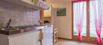 LA PETITE MAISON (STUDIO)