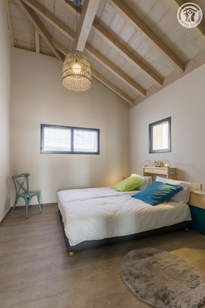 2 Schlafzimmer, Bügeleisen/Bügelbrett, Reisekinderbett, kostenloses WLAN