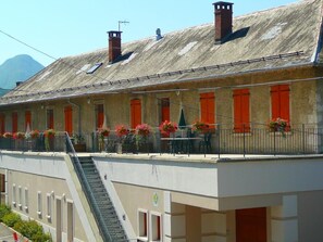 Esterni