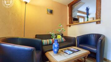 Télévision, lecteur de DVD, chaîne hi-fi