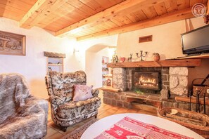 TV, peis og DVD-spiller