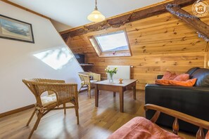 TV, DVD player, stereo