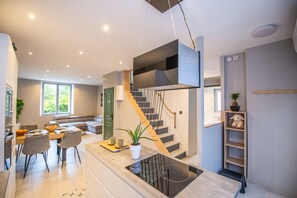 Dining - L'escapade Passionnée-balnéo-clim-maison Moderne (Dieulouard)