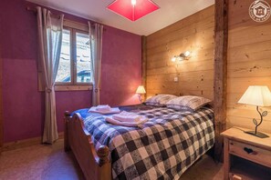 3 makuuhuonetta, silitysrauta/-lauta, vauvan matkasänky, ilmainen Wi-Fi