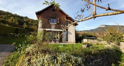 LE NID DE LA GROTTE - SAINT CHRISTOPHE LA GROTTE