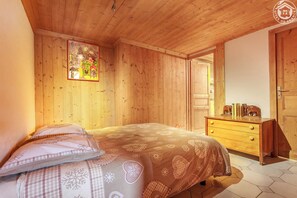 3 bedrooms, iron/ironing board, travel cot, free WiFi - ALPAGE DE LA RUELLE - LE SERAC (HAUTELUCE-LES-SAISIES)