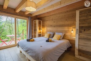4 Schlafzimmer, Bügeleisen/Bügelbrett, Reisekinderbett, kostenloses WLAN
