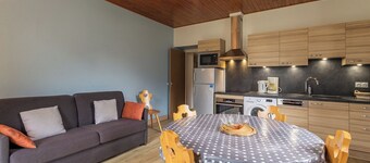 LE PRESBYTERE - LES CHAVANNES EN MAURIENNE