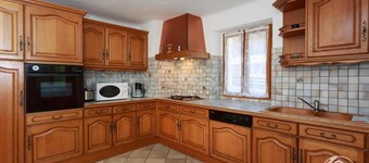 THE HOUSE OF FLOWERS