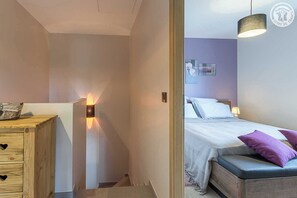 4 bedrooms, iron/ironing board, travel crib, free WiFi