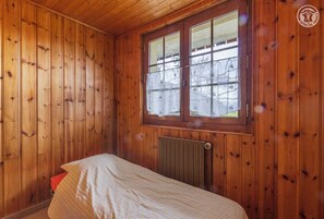 2 Schlafzimmer, Bügeleisen/Bügelbrett, Reisekinderbett, kostenloses WLAN