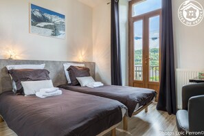 2 soverom, strykejern/-brett, reiseseng for barn og wi-fi (inkludert)