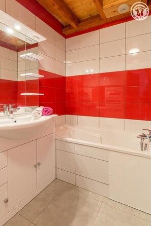 Bathtub, hair dryer
