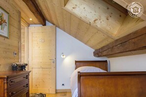 2 quartos, ferros/tábuas de passar roupa, Wi-Fi de cortesia