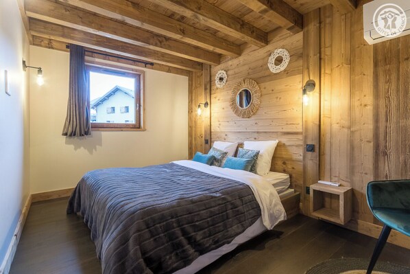 4 bedrooms, iron/ironing board, travel crib, free WiFi - LA GRANGE A ROGER - MYANS (MYANS)