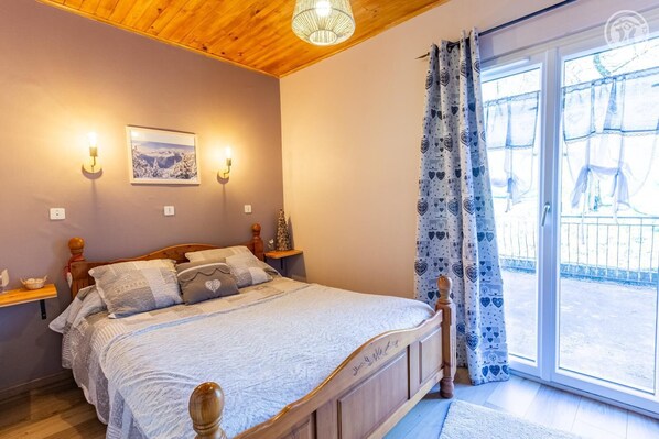 2 Schlafzimmer, Bügeleisen/Bügelbrett, Reisekinderbett