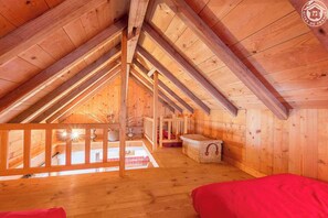 1 slaapkamer, een strijkplank/strijkijzer, beddengoed