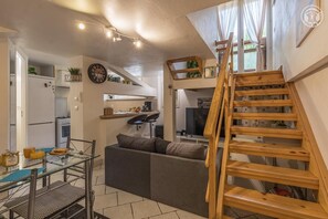 テレビ、ステレオ