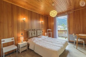 2 sovrum, strykjärn/strykbräda, resesäng och gratis wi-fi