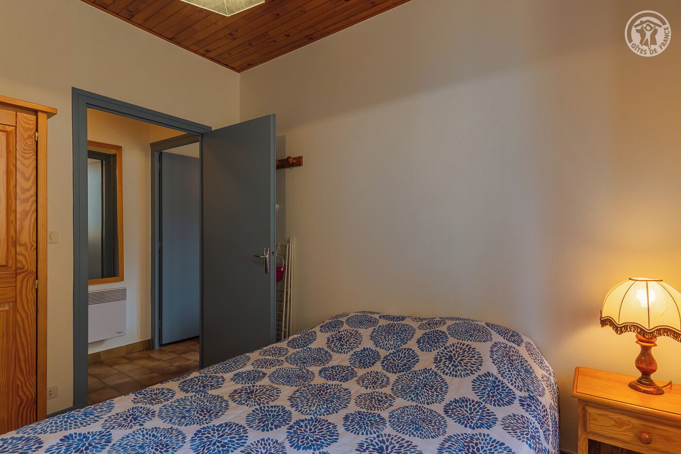 1 bedroom, iron/ironing board, travel cot, free WiFi