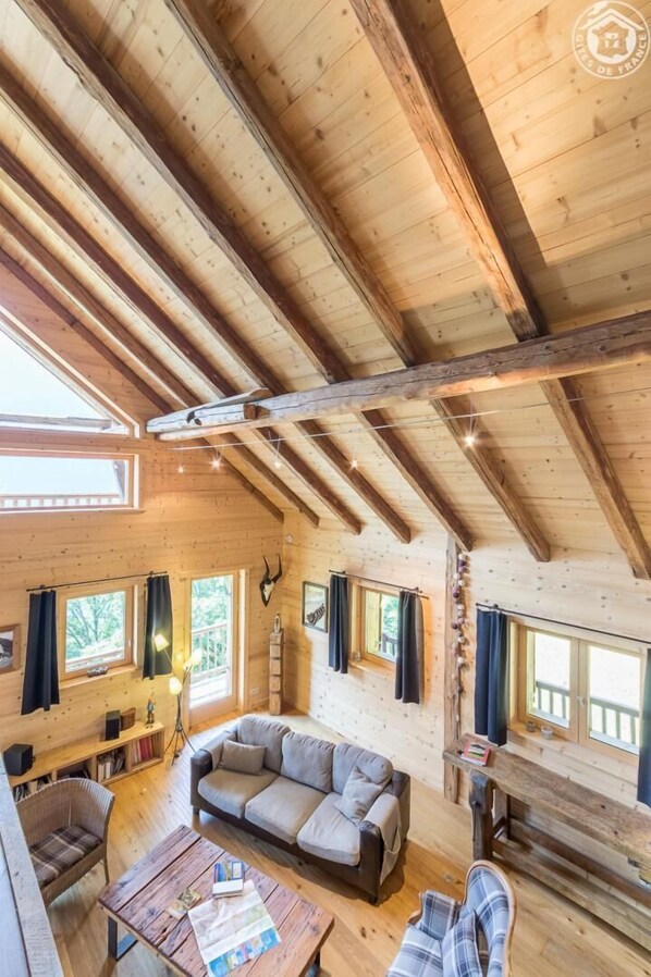 TV, fireplace, DVD player, stereo