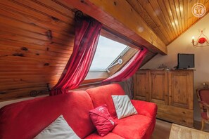 Télévision, chaîne hi-fi