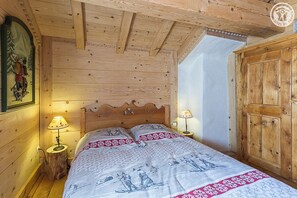 2 habitaciones, tabla de planchar con plancha y cuna de viaje 