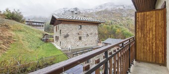 LE GOYET - LES BELLEVILLE