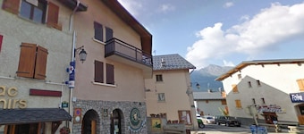 TRIOLET - AUSSOIS - Gîte