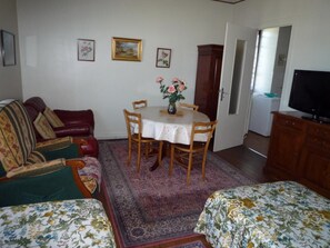 TV, DVD player - MUSCARIS - AIX LES BAINS (AIX LES BAINS)